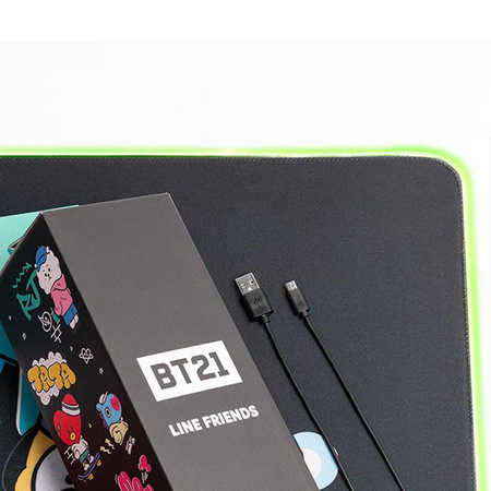 BT21 - XXL Spiel-/Schreibtischmatte mit LED-Beleuchtung (90 x 40 cm)