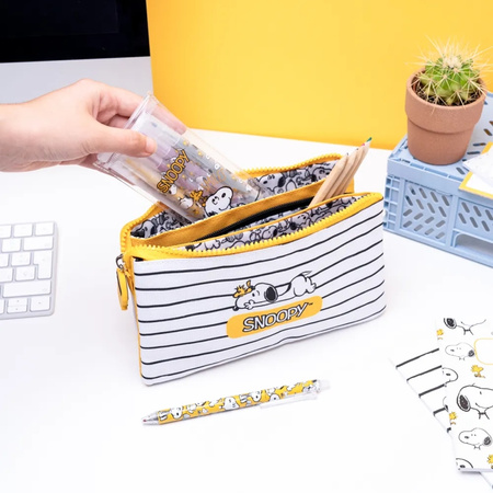 Snoopy – Federmäppchen mit 3 Fächern aus der Kollektion „Lazy Days“