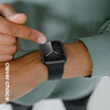 Crong Liquid - Armband für Apple Watch 44/45/46/49 mm (schwarz)
