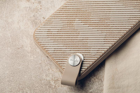 Moshi Altra - Tasche mit abnehmbarem Schlüsselband iPhone 12 / iPhone 12 Pro (SnapTo System) (Sahara Beige)