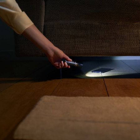 Philips - Aluminum LED flashlight 400 lumens waterproof IPX4