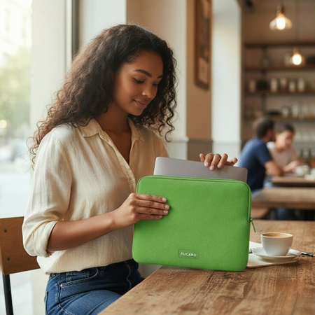 POKROWIEC NA MACBOOK AIR 13 | PRO 13 TUCANO ORYGINALNY ZIELONY NA LAPTOPA