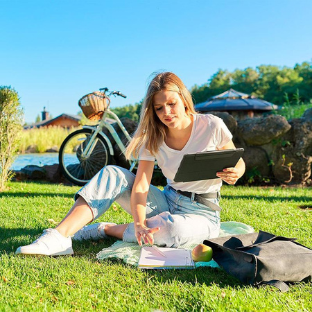 Spigen Ultra Hybrid Pro - Schutzhülle für iPad Pro 11" (2022-2020) (Schwarz)