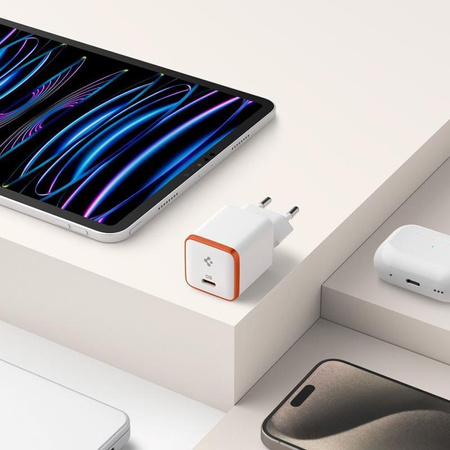 Spigen ArcStation Essential EE301EU - USB-C PD + QC3.0 30W hálózati töltő (fehér)