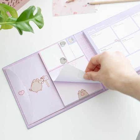 Pusheen - Weekly planner with sticky notes from Moments collection (19,3 x 16,5 cm)