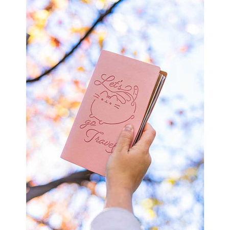 SKÓRZANY NOTATNIK B6 KOT PUSHEEN DLA DZIECI, Różowy Zeszyt z Kotem, Prezent