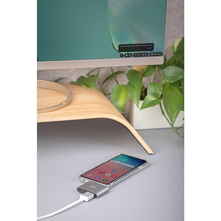 Adaptér Moshi USB-C - adaptér pro HDMI 4K a HDR s podporou 60W nabíjení Power Delivery (titanově šedý)