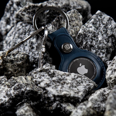 Crong Ledertasche mit Schlüsselring - Schlüsselring-Schutzhülle aus Leder für Apple AirTag (grün)