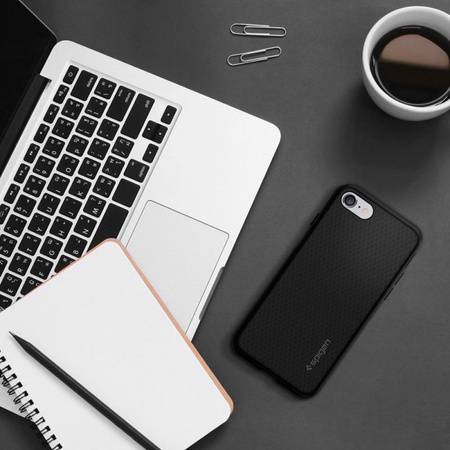 Spigen Liquid Air - tok iPhone SE 2022 / SE 2020 / 8 / 7 (Fekete)