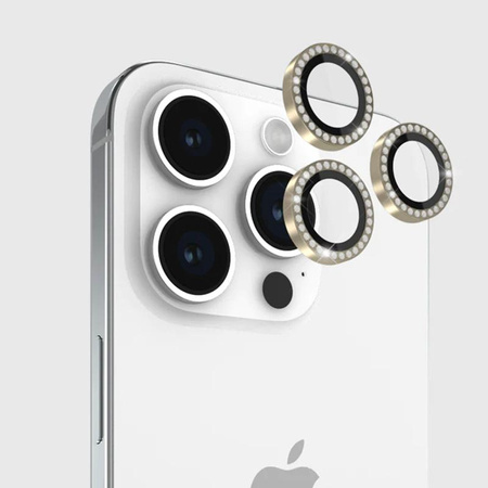 Kate Spade New York Aluminum Ring Lens Protector - Verre de protection pour l'objectif de l'appareil photo de l'iPhone 15 Pro / iPhone 15 Pro Max (Set in Stone Gold)