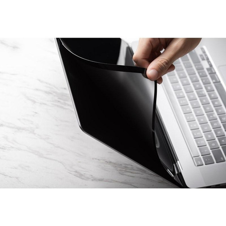 Moshi Umbra - Film de protection d'écran MacBook Pro 16" avec filtre de confidentialité (cadre noir)