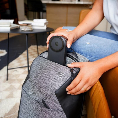 STM ChargeTree MAG - 3-in-1 mobile wireless charger with MagSafe (black)