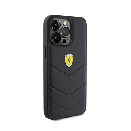 Ferrari Quilted Metal Logo - Hülle für iPhone 15 Pro Max (Schwarz)