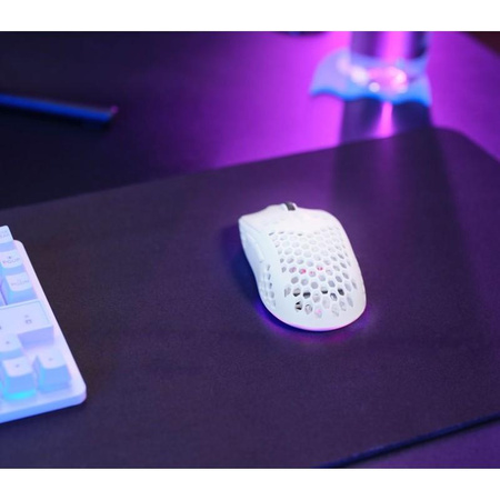 Trust GXT 929W Helox - Souris optique sans fil pour joueurs 4800 DPI & RGB (Blanc)