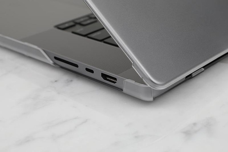 Moshi iGlaze Hardshell Case - pouzdro pro MacBook Air 13.6" M4 (2025) / M3 (2024) / M2 (2022) (Stealth Black)