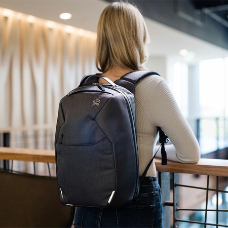 STM Myth Backpack 18L - Batoh MacBook Pro 15" / MacBook Pro 16" / Notebook 15" - 16" (černá)