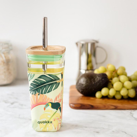 Quokka Liquid Cube - Glass mug 540 ml with stainless steel straw (Tropical Toucans)