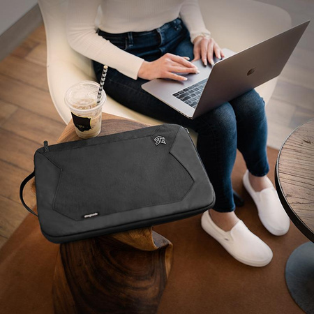 STM Myth Sleeve - Housse pour MacBook Pro 13" / MacBook Air 13" / Notebook 13" (Granite Black)