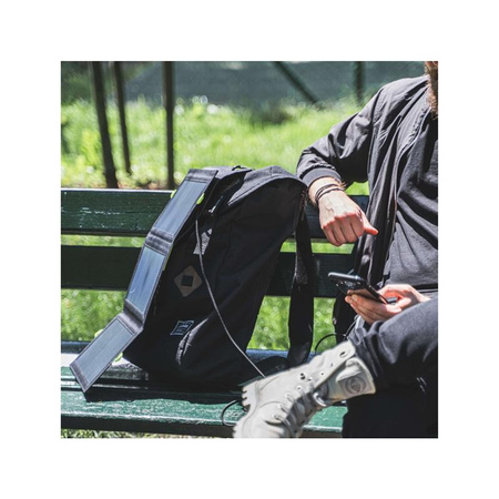 Green Cell SolarCharge - 21W-os napelemes töltő power bank funkcióval 10000 mAh USB-C 18W PD USB-A QC