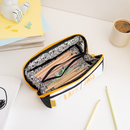 Snoopy - Pencil case with double compartment from the Lazy Days collection