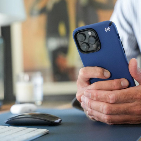 Speck Presidio2 Pro - Coque antibactérienne pour iPhone 15 Plus / 14 Plus (Bleu côtier / Noir / Blanc)