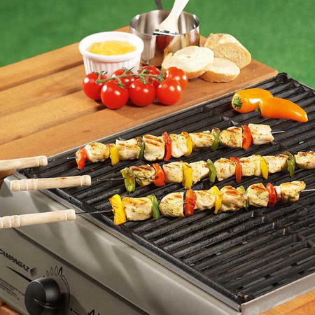 BBQ - nyársak fa nyéllel, hosszú 38 cm (4db).)