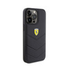 Logo Ferrari en métal matelassé - Coque iPhone 15 Pro Max (noir)