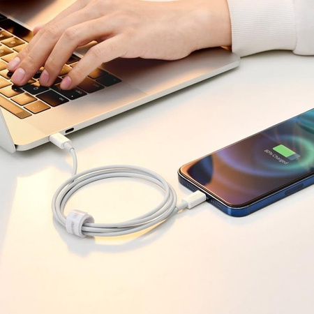 Baseus Superior Series - Kabel  połączeniowy USB-C do Lightning PD 20W 0,25m (biały)
