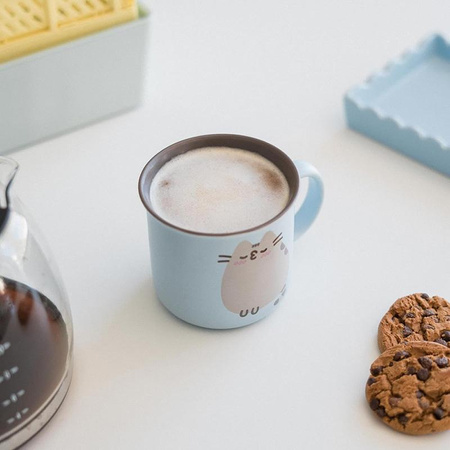 Pusheen - 380 ml Keramikbecher aus der Purrfect Love Kollektion.