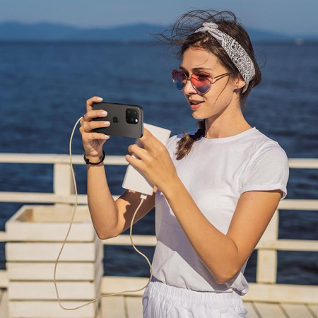 Spigen Optik.TR Camera Lens Protector 2-Pack - Verre de protection pour iPhone 16 Pro / 16 Pro Max / 15 Pro / 15 Pro Max / 14 Pro / 14 Pro Max (Noir)