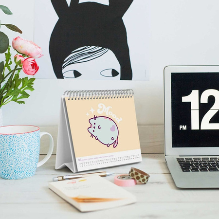 Kalendarz Biurkowy 2026 Pusheen dla Dziecka na Cały Rok Stojący Poziomy