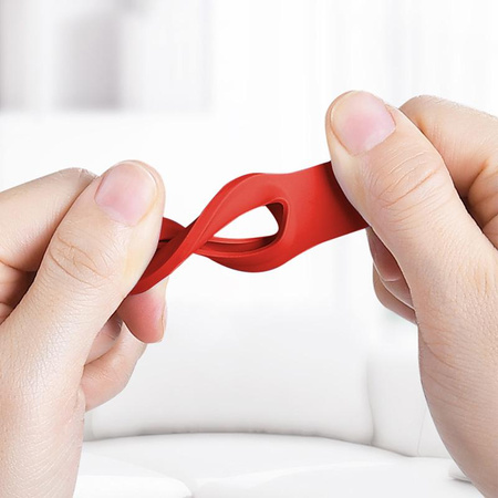 Crong Silicone Case with Key Ring - Schutzhülle für Apple AirTag 1 / 2 Schlüsselanhänger (Rot)