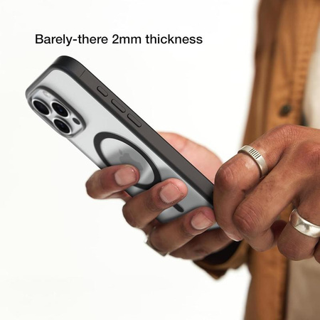 Incase Slim Case MagSafe - pouzdro pro iPhone 16 Pro (černé)
