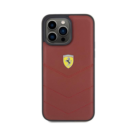 Logo Ferrari en métal matelassé - Coque iPhone 15 Pro Max (rouge)