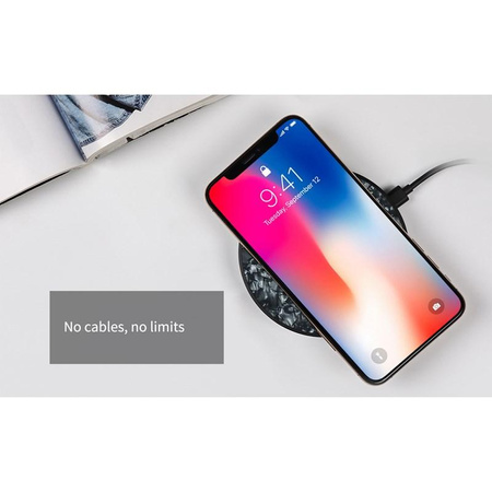 Nillkin PowerFlash Fast Wireless Charger - 15W indukční bezdrátová nabíječka Qi s povrchovou úpravou z tvrzeného skla (Marble Black)