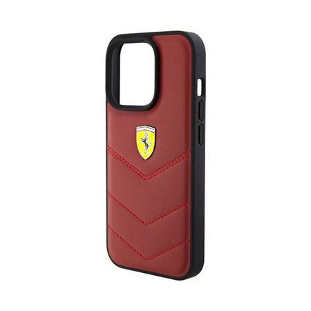 Logo Ferrari en métal matelassé - Coque iPhone 15 Pro (rouge)